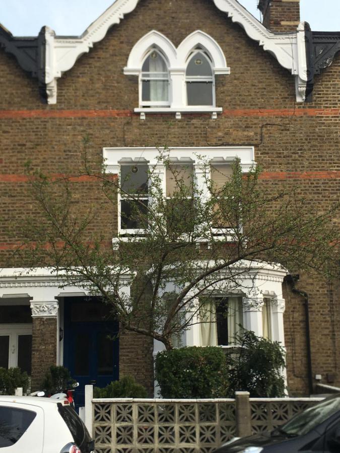 Victoria Dwellings London Exterior photo